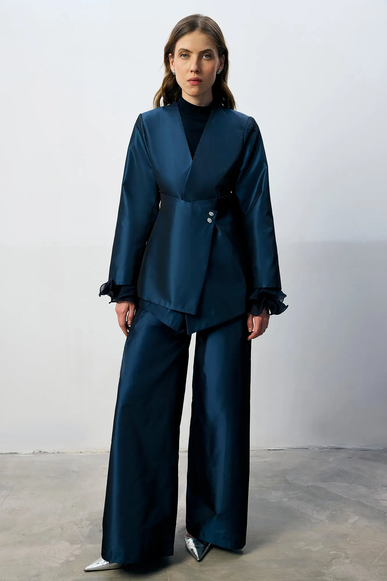 Asymmetric Jacket & Wide-Leg Pants Set with Button Detail