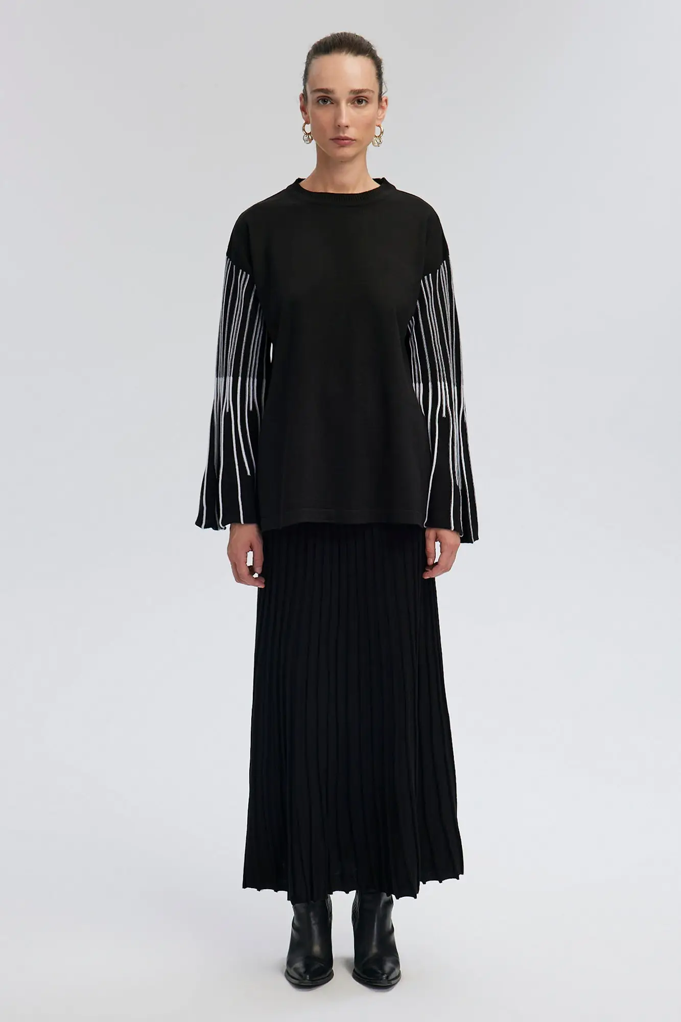 Black Striped Sleeve Knitwear Tunic & Pleated Skirt Set